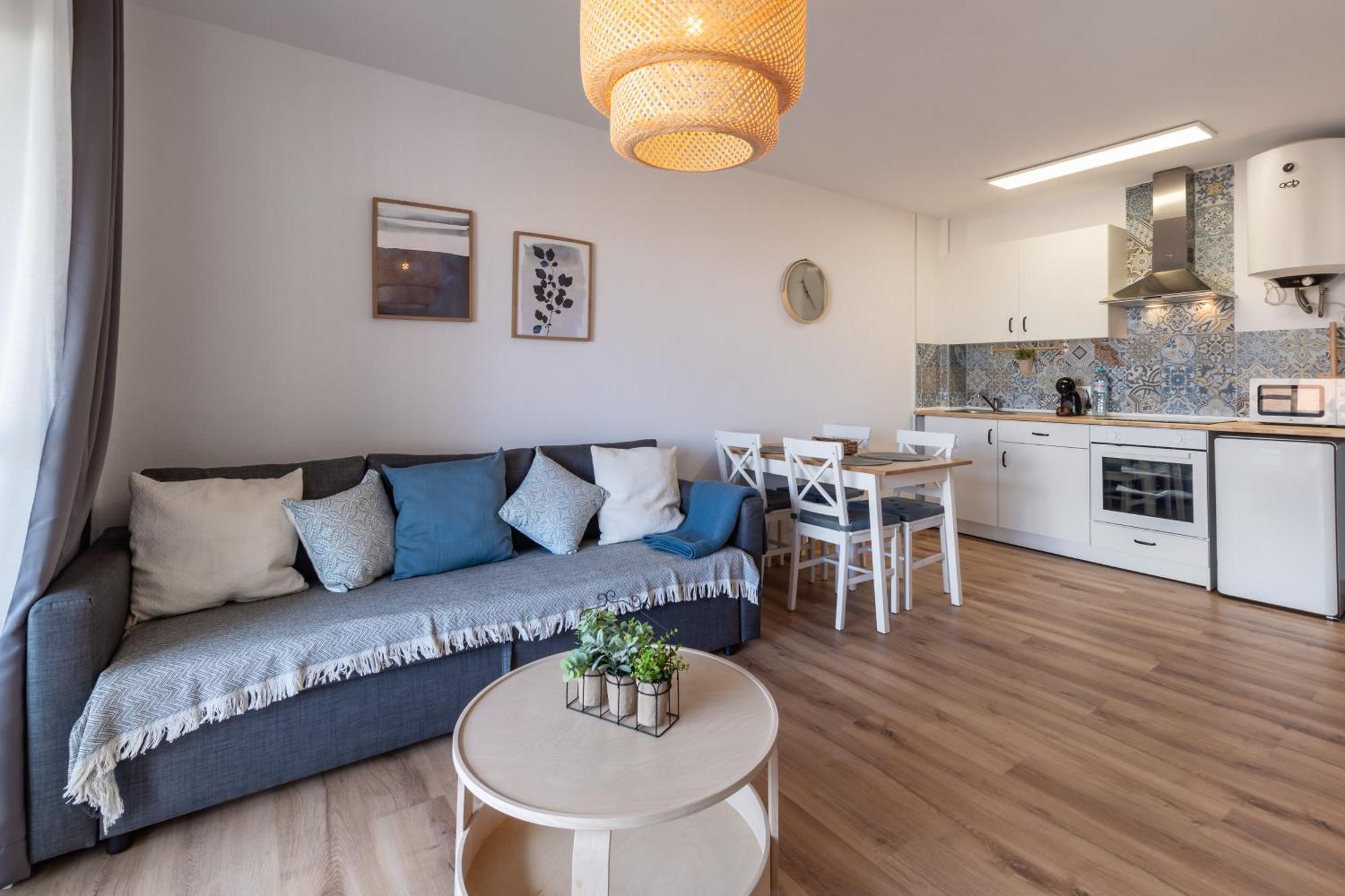 Renovated Apartment On Beachside With Pool 内尔哈 客房 照片