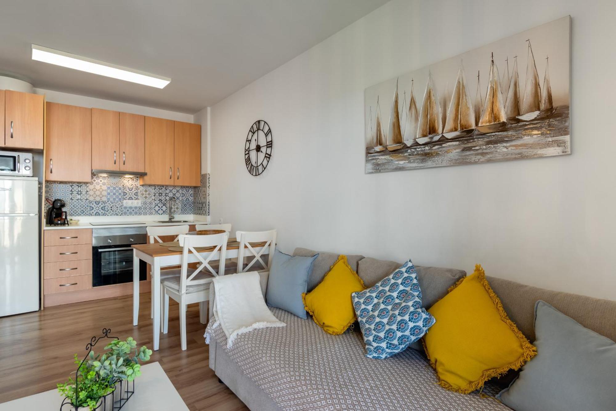 Renovated Apartment On Beachside With Pool 内尔哈 客房 照片